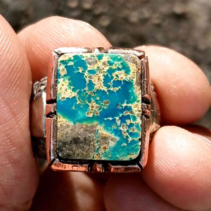 cincin pirus persia hijau kotak