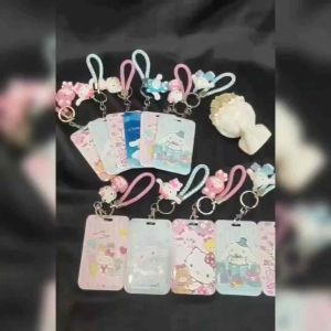 2IN1 ID CARD & KEYCHAIN / GANTUNGAN KUNCI TEMPAT KARTU / TEMPAT KARTU HELLO KITTY / PELINDUNG KARTU FLAP / ID CARD KARAKTER LUCU / SANRIO NAME TAG CARD HOLDER / CR6375