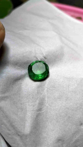 Batu Zamrud Kalimantan Asli