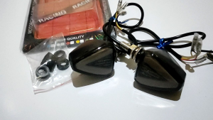 Lampu Sen Motor Variasi 2in1 032: Desain Inovatif & Berkualitas Tinggi