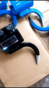 Taji Jalu sawit baut 2 merk DE.24