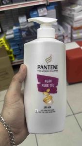 Pantene Pro-Vitamin Anti-Dandruff Shampoo 700ml