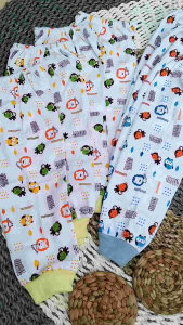 Celana Panjang Bayi Motif Karakter Bahan 100% Cotton untuk usia 0-6 bulan