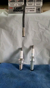 DILKAR8J9G🎉Twin Tip🎉Toyota CHR 1.2T 8NR-FTS (90919-01285) NGK 95029 Laser Iridium Spark Plug