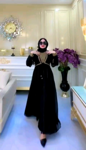 Arabian Mewah Terbaru 2023: Desain Abaya Elegan & Syaki Fashion