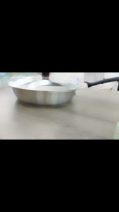 KUALI TIDAK MELEKAT/ KUALI TAHAN KARAT/ NON-STICK WOK PAN HIGH-QUALITY