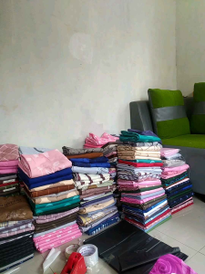 SARUNG BANTAL ISI 2 PCS
