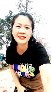 Chân váy  chữ a dài qua gối xẻ trước phối lơ hai lớp hàng  quảng châu(mã 3)