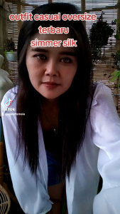 Shimmer silk kemeja panjang kancing aktif model oversize