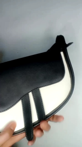 Mona shoulderbag tas bahu wanita