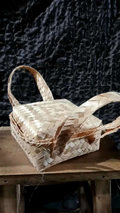 Besek tangkai - besek bambu - box bambu ukuran komplit - besek kunjungan - besek praktis