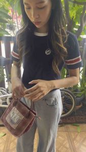 Hand red heart quilt กระเป๋าถือมินิควิลท์รูปหัวใจโทนแดง สายหนัง ถือสะพายเหมาะมือน่ารัก