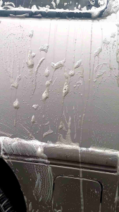 แชมพูล้างรถ เข้มข้นคุ้มผสมได้เยอะแพ็ค 3 ขวด 3 ลิตร Nano Wax เคลือบเงาในตัวน้ำไม่เกาะ ขจัดคราบสะอาด ไม่เหลือคาบ ช่วยเคลือบสีรถไปในตัว