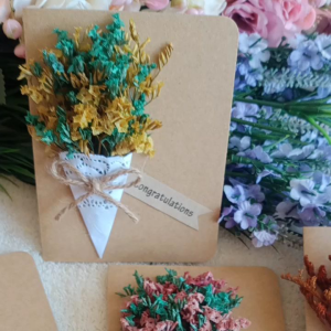 ของขวัญปัจฉิม ของขวัญปีใหม่ การ์ดอวยพรดอกไม้แห้ง Card 9.5x11.5 cm | Congratulations