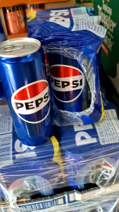 12 lon nước ngọt pepsi lon 320ml đậm đà thơm ngon đúng vi là nước giải khác uống lạnh ngon tuyệt đỉnh hạn sử dụng luôn mới có mẫu xuân 2025