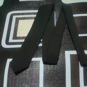 dasi sekolah hitam polos panjang 110cm