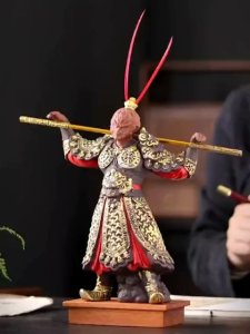 🇲🇾BlackMyth WuKong 黑神话悟空礼盒包装  陶瓷家居办公摆件 齐天大圣孙悟空 斗战胜佛 伴手礼 送礼 Ceramic Statue Sun Wukong Monkey King