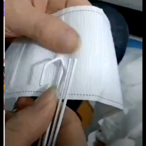 15 ชิ้นต่อแพ็คเกจอุปกรณ์เสริมผ้าม่านตะขอสี่กรงเล็บสากล