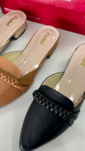 Sandal Slop Kepang Wanita: Desain Klasik & Nyaman