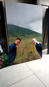 Cetak Foto Custom 75x50cm Jumbo Sudah Dibingkai Kayu Tebal