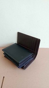 Dompet ukuran 3/4 model 3 dimensi kulit murah berkualitas jahitan rapih dan elegan kuat awet dan tahan lama hasil umkm kota garut