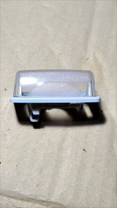 HOUSING LAMPU PLAT NOMER AVANZA XENIA VIOS SIGRA AYLA GRANDMAX LUXIO LAMPU NOPOL VENIA AVANZA DLL