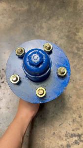 (สินค้าราคาพิเศษ ) ดุมล้อ 5 รู เหล็กเหนียว ลูกปืน 6205 - 6206 (ราคา1ข้าง)พร้อมน๊อตล้อ