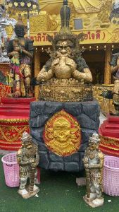 สติ๊กเกอร์มงคล ปั้มนูน โลหะ วัตถุมงคล ติดเคสโทรศัพท์ ติดกระจก ติดรถยนต์ รถมอเตอไซต์ได้