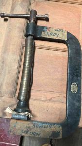 ปากกาจับงานตัวซี รุ่นเก่า ตราสิงโต 12 นิ้ว C-Clamp Made in Germany