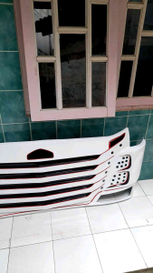 Dada Grill & Pipi Isuzu Giga & Elef