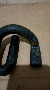 panrol/paku rel kereta api