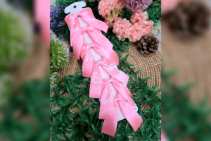 โบว์นักเรียน โบว์กิ้ฟติดผม. ขนาดริบบิ้น1นิ้ว《ราคาขายเป็นคู่<คู่ละ 15 บาท》.