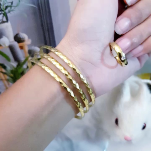 Titanium Gelang Keroncong Isi 3 Set Cincin Gold Anti Karat Xds198b