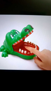 Bình tân shop 💖 Đồ chơi trẻ em 👉 Trò chơi Khám Răng Cá Sấu Cao Cấp 2631 LOẠI TO - cá sấu cắn tay vui nhộn kịch tính ( KT : 55 )