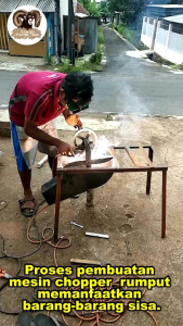 2pcs PISAU/GAMAN CACAH RUMPUT 25/30/ 35/40cm BAJA ASLI ORIGINAL dilengkapi as sambung dinamo