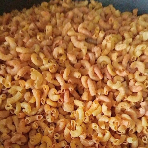 makaroni renyah rasa pedas daun jeruk cocok buat jualan lagi isi per pak 15 pcs