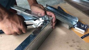 SCT คีมเจาะพับ/คีมย้ําโครงฝ้า โครผนังเบา ซีไลน์