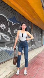 กางเกงยีนส์ชุดบอย แต่งขาดโบ๋ เอวสูงผ้ายืด ป้าย Punny Jeans