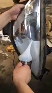 Bộ dụng cụ làm bóng phục hồi kính đèn pha ô tô bằng dung dịch nano chất lượng.