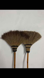 ไม้กวาดดอกหญ้าขนตาช้างเซ็ท4ด้ามแบบก้านแข็งไซร้ใหญ่