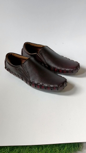 Sepatu Slip on Kasual//Sepatu Santai Kasual Pria