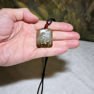 Premium natural Nephrite good greasiness 3 Goats (3 Yang leading to auspicious time) Jade pendant (with certificate) 和田玉且末糖青白油润三阳(羊)啟泰吊坠(带证书)