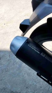 Knalpot ZRC Beat & Slincer Vario: Pilihan Terbaik untuk Motor Anda