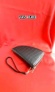 Dompet Taji Segitiga Resleting Tali Kulit Isian 12