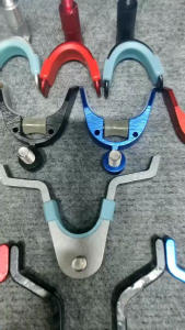 Đầu ngoe gác cần săn hàng hố đấu có con lăn