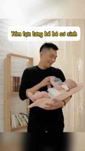 Tấm Tựa Lưng Bế Trẻ Sơ Sinh Cho Bú Chống Trào Ngược Nhẹ Thoáng Khí Cho Bé