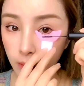 Alat Bantu EyeLiner Silikon: Panduan Praktis Rias Mata