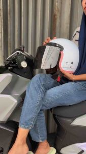 Helm Bogo Wanita Dewasa Full Leher Hijab Kaca Datar Helm Bogo Hijab List Pink Busa Coklat SNI