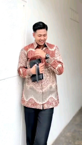 batik couple kemeja batik pria lengan panjang tunik batik motif lyodra batik terakota