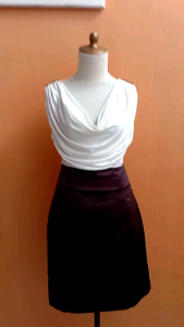 midi dress wanita putih hitam M cewek MEWAH bodycon kutung vneck kerja